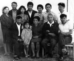 Ученые КНИИЯЛИ в п. Сарпа 1970 г.