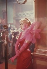 Розовое платье в фильме «Мулен-Руж» (1952 г.)