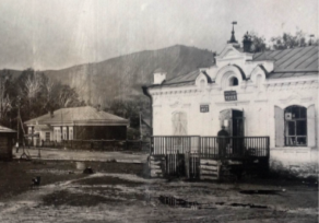 Винная лавка купца Тобокова в селе Улала [4]