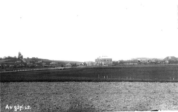 Аугшпилс, 1930 год