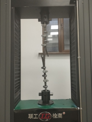 Диаметр — 16 мм. Испытание каната LK-RO 6x36 (1+7+7/7+14) + 7∙7(1+6) с помощью пресса