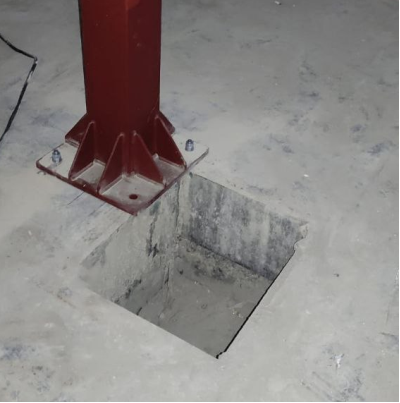 Выявленное непроектное положение приямка вблизи установки колонны в осях А — А/1 и 47–48