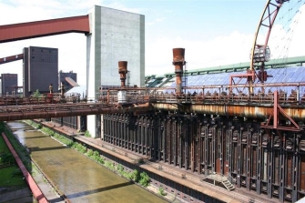 Бассейн промышленного комплекса