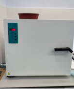 Сушка образцов в сушильной камере при температуре (105±10)°C, время — 1,5 ч.