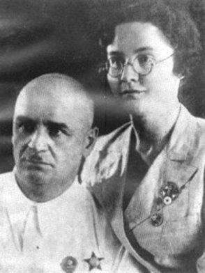 https://tbilisi.media/wp-content/uploads/2017/10/Vladimer-Beqauri-s-DOCH-NINO-480x640.jpg