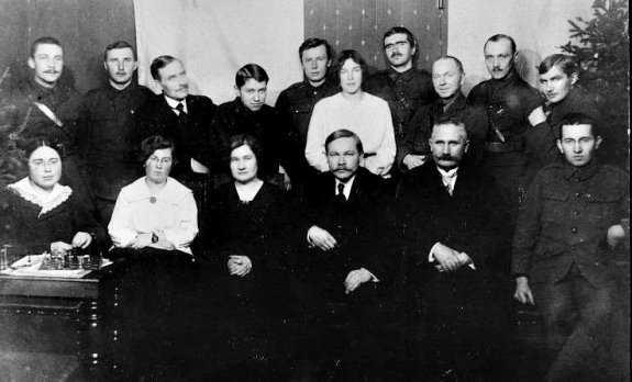 C:\Users\Sergey\Desktop\Архангельские эстонцы\Публикация\Põhja-Venemaa Eesti Rahvuskomitee Arhangelskis. Декабрь 1918 г. EFA.231.0.58424.jpg