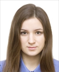 A close up of a person

Description automatically generated