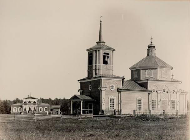 Фотография Михайловского скита М.М, Уссаковской. Из семейного альбома М. В. Дидуковой (публикуется впервые)