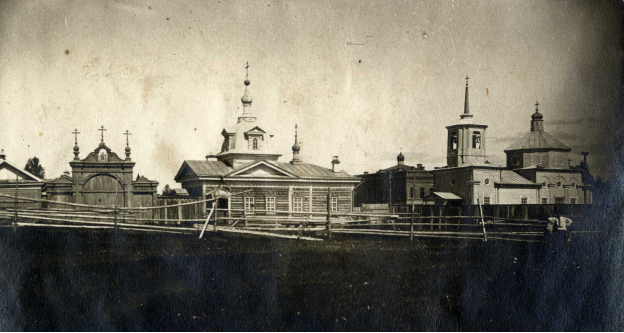 Михайловский скит, около 1912 г. Автор снимка неизвестен. Из фондов Тюменского музейного комплекса им. И. Я. Словцова, ТОКМ ОФ — 25873