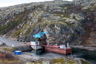 File:Kislaya Guba tidal power station.JPG
