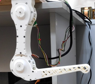 Нога робота, изготовленная на 3D-принтере