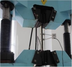 Общий вид испытаний арматурной стали