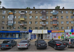 «Хрущевка» в г. Воронеж до ремонта (Источник: Яндекс Карты)
