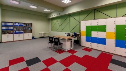 /Users/zhanturezhetibayev/Downloads/320A0025.jpg