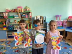 G:\2024-2025 учебный год\ФОТО\Грант_Нет милей родного края\4. интелектуально- краеведческий батл\1753355057187.jpg