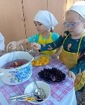 C:\Users\User\Desktop\2022-2023 ср гр\Варим компот\IMG-9fa3543c568f580dc73424afa08e8b58-V.jpg