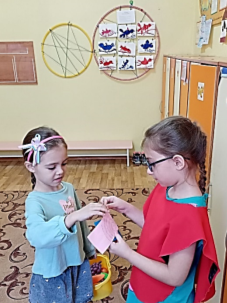 C:\Users\User\Desktop\Рекламное агенство\IMG-a5294b037d958e5d893cf5c475da2cb8-V.jpg
