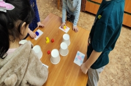 Игра «Стаканчики»