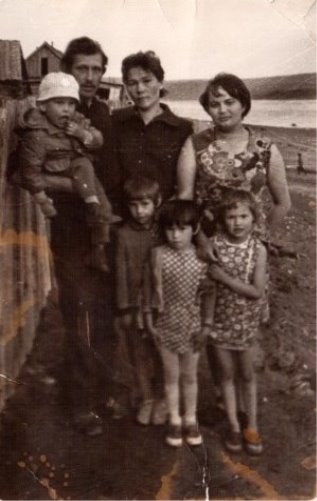 C:\Users\ZXC\Desktop\Жедай и др\Вов, семьи\Соины\2015-12-02 Семья\Семья 6.jpg