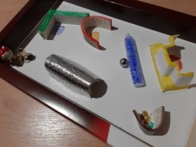 C:\Users\Галина\Desktop\Я - ИССЛЕДОВАТЕЛЬ\Тимофей\фото с магнитами\лабиринт\20190211_212034.jpg