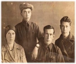 C:\Users\Шутина Татьяна\Desktop\конкурсы на жюри\Работы участников конкурса Со-творение\Номинация Моя семейная реликвия\возрастная категория 7-10 лет\Карасов Руслан\photo4.jpg