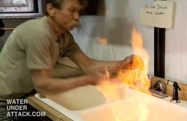 Описание: http://i.dailymail.co.uk/i/pix/2011/01/17/article-1347850-0CCBC20B000005DC-838_634x410.jpg