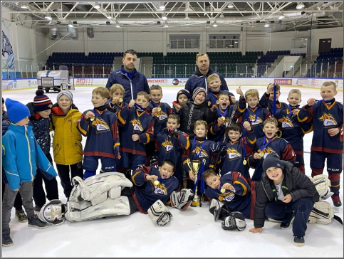 Хоккейная команда «Металлург 2013»