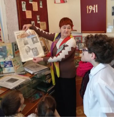Экскурсия Давыдовой Елены Степановны в нашем школьном музее «Учителя — фронтовики»
