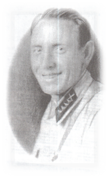 Виктор Федорович Прохоров (10.01.1914–03.12. 2001) — учитель истории, краевед. Все годы В. Ф. Прохоров вел большую внеклассную краеведческую работу с учащимися, увлекая молодёжь своими поисками, находками