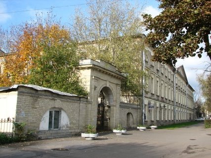 C:\Users\Admin\Desktop\gatchina._sirotsky_institut.jpg