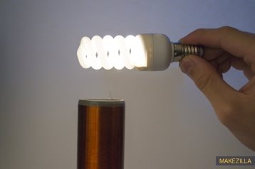 http://makezilla.ru/wp-content/uploads/2018/07/mini-katushka-tesla-kacher-svoimi-rukami1.jpg