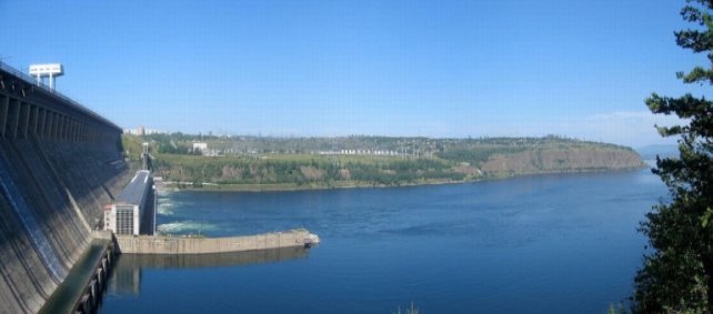 Братское море у плотины ГЭС