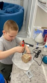 Гравировка выжигательным аппаратом