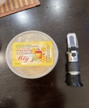 Ручной рефрактометр МЕГЕОН и раствор 5 % йода для анализа меда