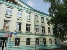 Фотография ризалита на фасаде учебного корпуса