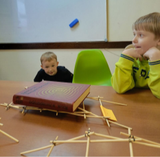 Эксперимент с макетом моста