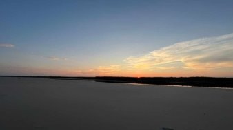 Светлый закат