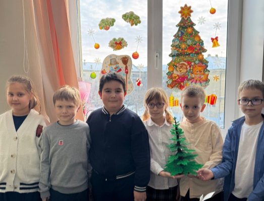 Коллективная работа — новогодняя ёлка