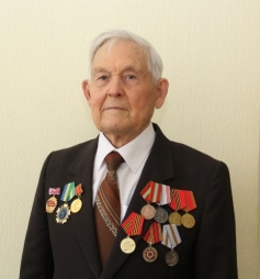 2015 год, Виталию Петровичу 85 лет (фото из архива В. Сергеева)